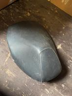 Yamaha Aerox zadel met kapotte slotpin, Ophalen, Zadel, Yamaha