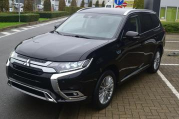 Mitsubishi Outlander 2.4i 4WD PHEV Aut; disponible aux enchères