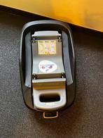 Isofix Maxi Cosi voor Pebble en Pearl, Kinderen en Baby's, Autostoeltjes, Ophalen, Gebruikt, Isofix