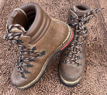 BERG-/ HIKING-/ MILITARY-/ WANDELSCHOENEN, bruin, maat 40 beschikbaar voor biedingen
