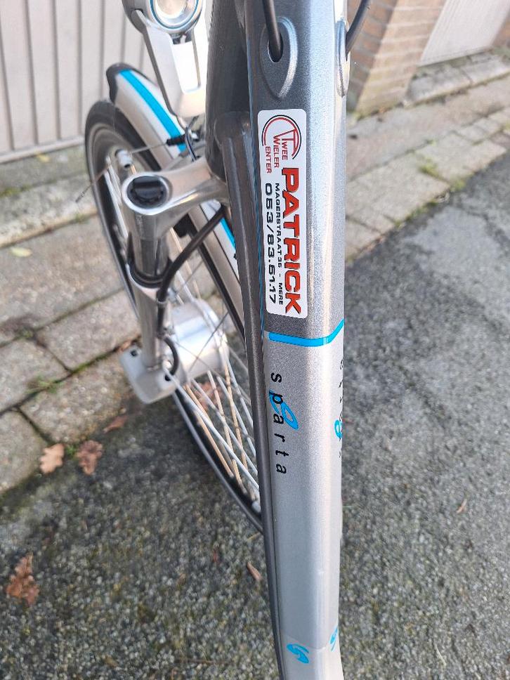 Elektrische fiets, Fietsen en Brommers, Fietsen | Dames | Damesfietsen, Zo goed als nieuw, Sparta, (Extra) lage instap, Versnellingen