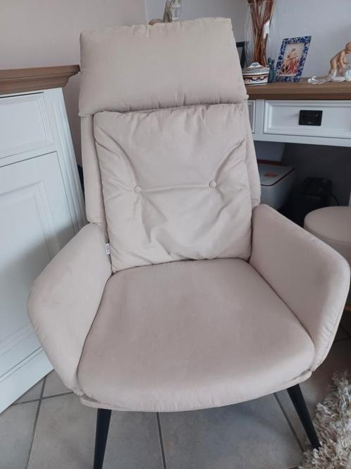 Fauteuil ď appoint de couleur beige neuf, Maison & Meubles, Fauteuils, Enlèvement