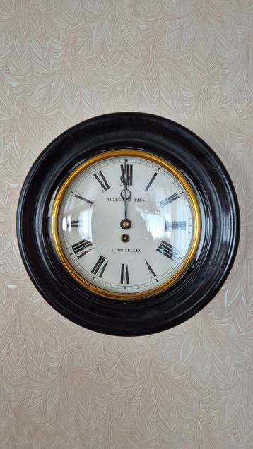 HORLOGE murale ancienne beschikbaar voor biedingen