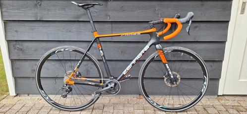 Zannata z46 full carbon maat L 57 cm disc, Fietsen en Brommers, Fietsen | Racefietsen, Zo goed als nieuw, Carbon, Ophalen