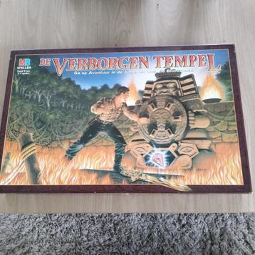 De verborgen tempel: MB, Enlèvement