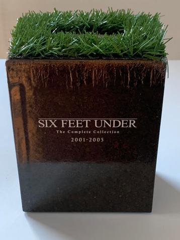 Dvd box complete serie Six Feet Under beschikbaar voor biedingen