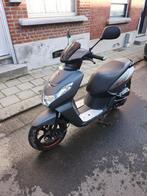 Scooter Peugeot kisbee, classe a, ,03/2020., Vélos & Vélomoteurs, Vélomoteurs & Scooters bridés, Comme neuf, Enlèvement, Peugeot