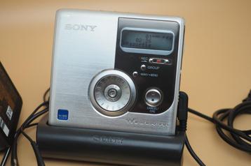 Lecteur enregistreur minidisc Hi-MD Sony MZ-NH900