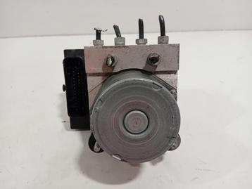 ABS POMP Opel Corsa D (01-2006/12-2014) beschikbaar voor biedingen
