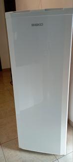 Frigo beko bon état (servi 2an ), Electroménager
