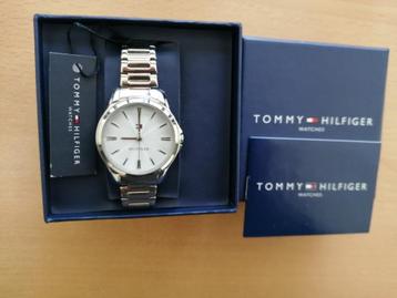 OP=OP!! NIEUWE TOMMY HILFIGER HORLOGE WINKELPRIJS 120 EURO! beschikbaar voor biedingen