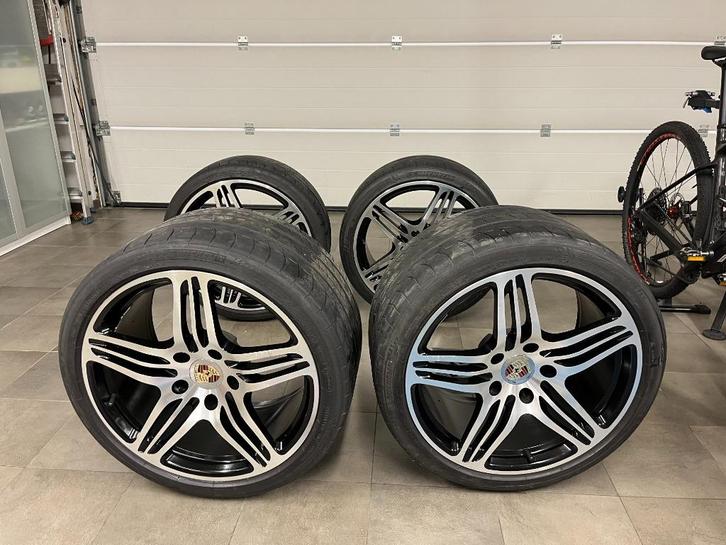 Porsche 19duim velgen 996 (C4 of Turbo) of 997, Auto-onderdelen, Banden en Velgen, Velg(en), Zomerbanden, 19 inch, 235 mm, Personenwagen