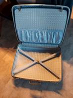 Samsonite valies, Ophalen