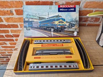 Meccano Hornby- acHO 6150 passagierstrein  beschikbaar voor biedingen