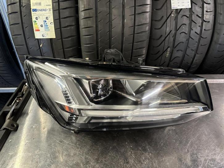 Koplamp Rechts Audi Q2 LED 81A 941 774 D, Auto-onderdelen, Verlichting, Audi, Gebruikt, Herkomst onderdeel bekend, Ophalen of Verzenden
