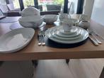 Eetservies met bestek, Ophalen