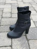 2 paar enkellaarsjes maat 40, Vêtements | Femmes, Chaussures, Enlèvement, Boots et Botinnes, Porté, Noir