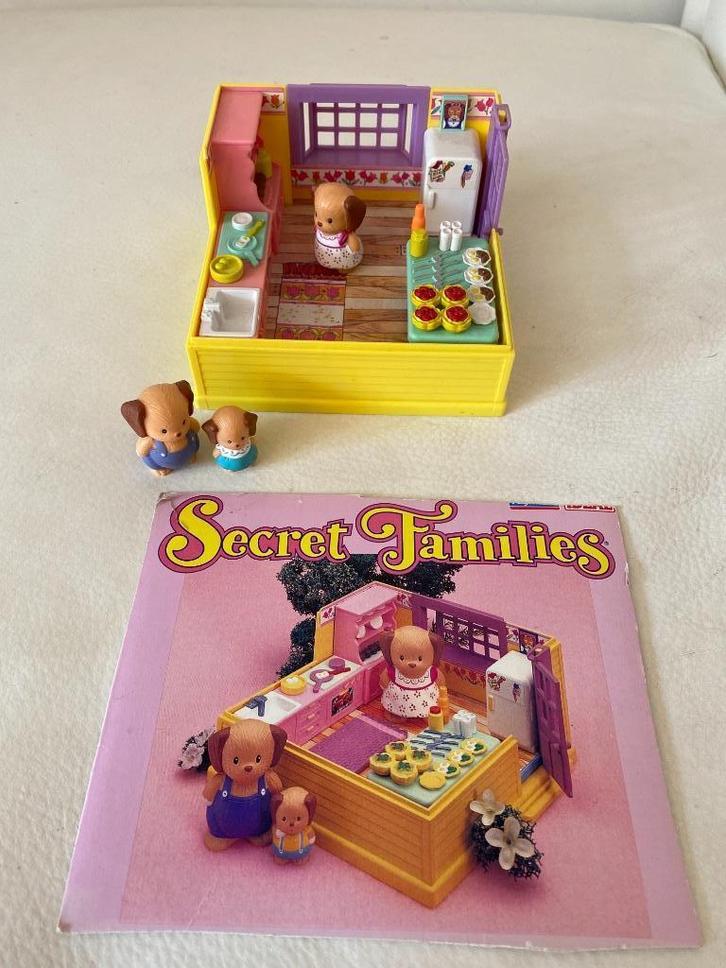 Secret Families « La famille chien » jouets vintage rétro :, Collections, Jouets, Comme neuf, Enlèvement ou Envoi
