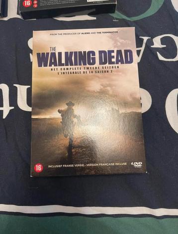 Dvd seizoen 2 walking dead beschikbaar voor biedingen