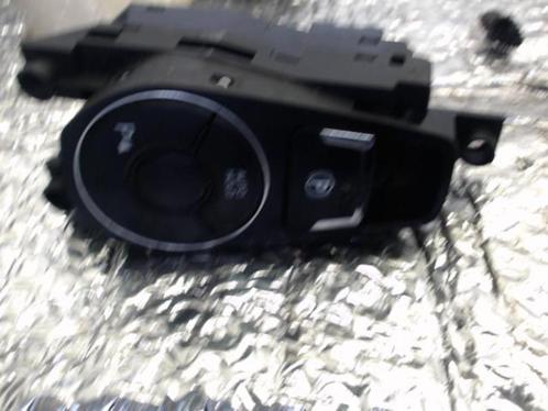 Commande de frein à main Hyundai i40 2011-2015 LP/14297, Auto-onderdelen, Remmen en Aandrijving, Hyundai, Gebruikt, Ophalen of Verzenden