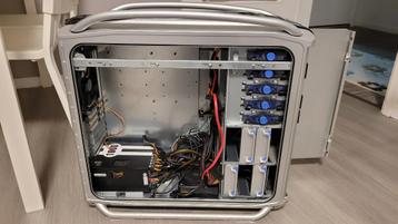 cosmos behuizen + 1000 watt voeding beschikbaar voor biedingen