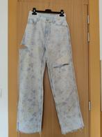 jean's baggy bleu clair fleuri, Kleding | Dames, Spijkerbroeken en Jeans, Ophalen, Blauw, Bershka, W28 - W29 (confectie 36)