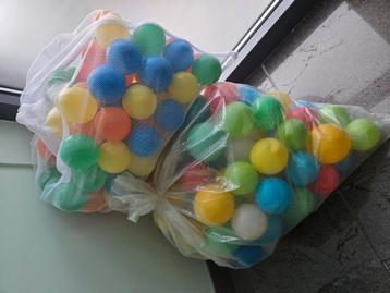 2 grote zakken ballen voor een ballenbad, Enlèvement ou Envoi, Comme neuf