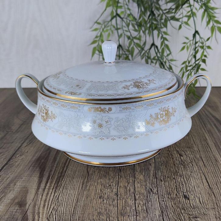 Noritake Keegan Terrine / Dekschaal met Deksel, Antiek en Kunst, Antiek | Servies los, Ophalen of Verzenden