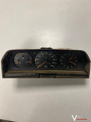 Mercedes W201 1992   Km Tellerklok   201 542 1567 beschikbaar voor biedingen