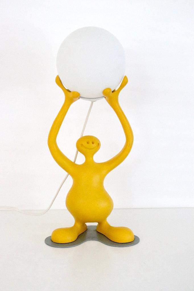 Smile design Tafellamp By Ruggiu Lightning, Antiek en Kunst, Kunst | Designobjecten, Ophalen of Verzenden
