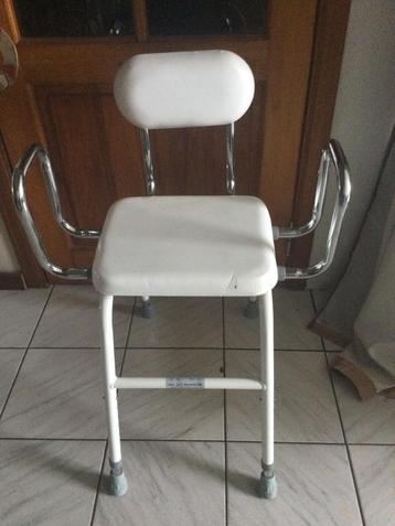 Chaise haute réglable kinzine  beschikbaar voor biedingen