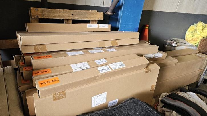 Complete hoogglans dak en raam lijsten set 12 delig BMW X1 s, Auto-onderdelen, Carrosserie, BMW, Gebruikt, Herkomst onderdeel bekend