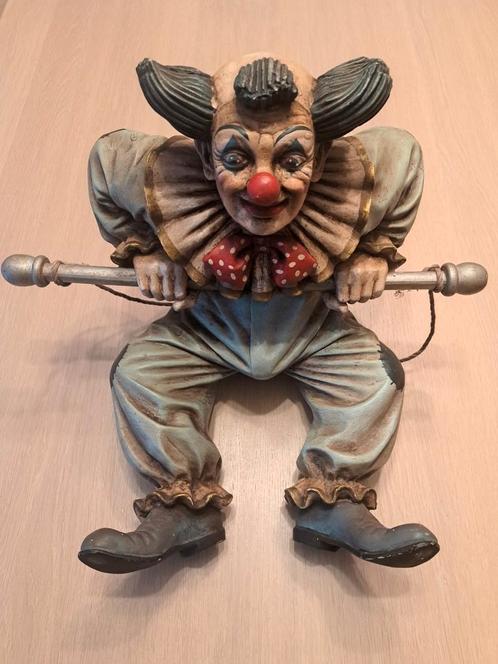 Unieke Jun Asiloclown aan trapeze., Verzamelen, Beelden en Beeldjes, Zo goed als nieuw, Overige typen, Ophalen