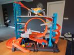 Hotwheels ultimatum garage met haai, Kinderen en Baby's, Speelgoed | Racebanen, Ophalen, Racebaan, Zo goed als nieuw, Hot Wheels