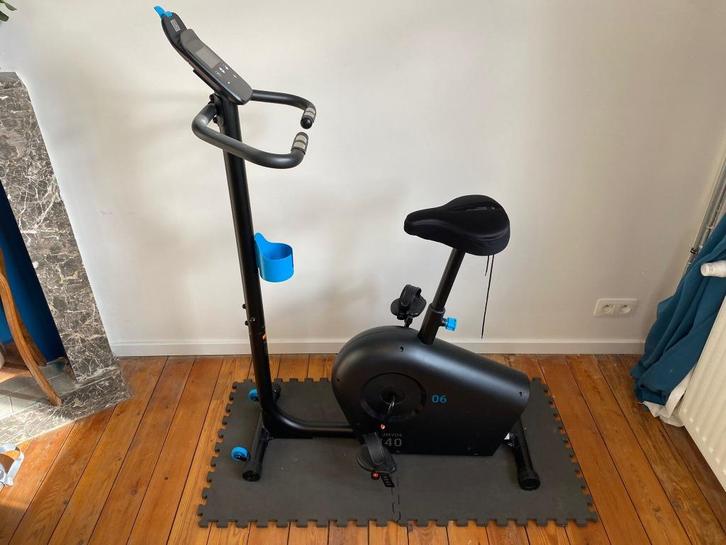 HOMETRAINER TE KOOP, Sport en Fitness, Fitnessapparatuur, Zo goed als nieuw, Hometrainer, Benen, Aluminium, Ophalen