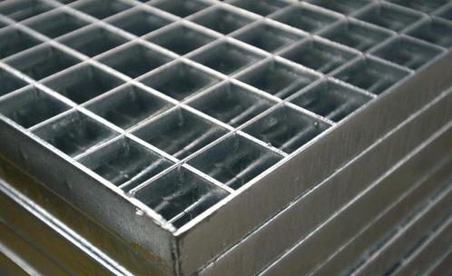 Metalen roosters verzinkt nieuw, Doe-het-zelf en Bouw, Metalen, Nieuw, IJzer, Ophalen of Verzenden