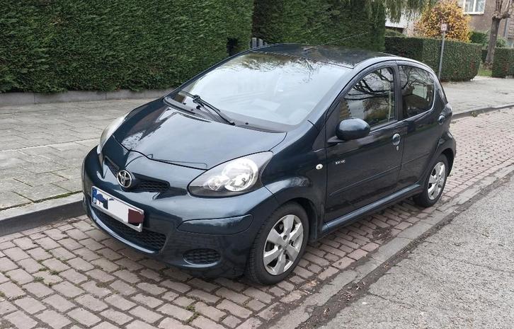 Toyota aygo 1.0 essence fin 2011 pret a immatriculer, Autos, Toyota, Particulier, Aygo, Android Auto, Essence, Euro 4, 5 portes