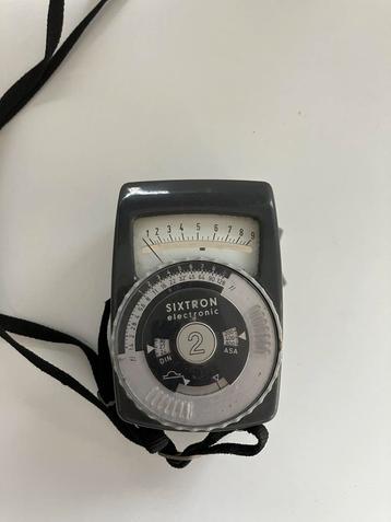 Lichtmeter sixtron, Audio, Tv en Foto, Fotocamera's Analoog, Ophalen of Verzenden, Zo goed als nieuw