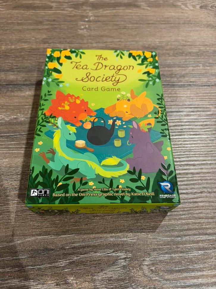 The Tea Dragon Society kaartspel, Hobby & Loisirs créatifs, Jeux de société | Jeux de cartes, Comme neuf, Trois ou quatre joueurs