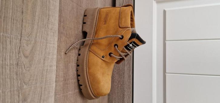 Schoen in Nubuckleer man maat 41 nieuw., Kleding | Heren, Schoenen, Nieuw, Veterschoenen, Bruin, Ophalen of Verzenden