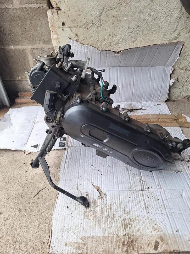 Bloc moteur Sym 50cc euro 5 en parfait état à injection 4 te, Vélos & Vélomoteurs, Pièces de cyclomoteur | Général, Enlèvement ou Envoi