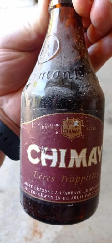 CHIMAY Red Gerijpt in de kelder  beschikbaar voor biedingen