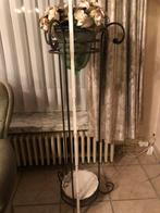 Ijzeren staander met glazen stolp, Huis en Inrichting, Ophalen