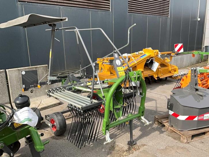 2023 Fendt Voormalig 351 DN Helpaineur, Zakelijke goederen, Landbouw | Tractoren, Fendt, Gebruikt