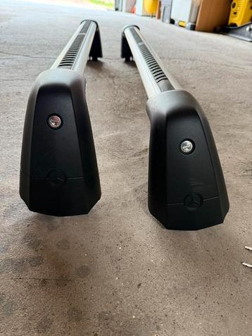 Barre de toit orinal mercedes c117 x117 cla beschikbaar voor biedingen