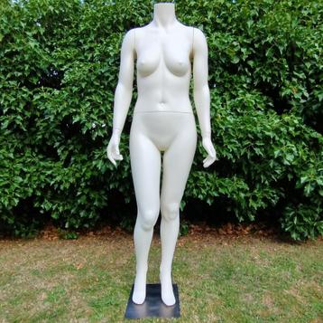 Dames paspop/mannequin, 170 cm hoog beschikbaar voor biedingen