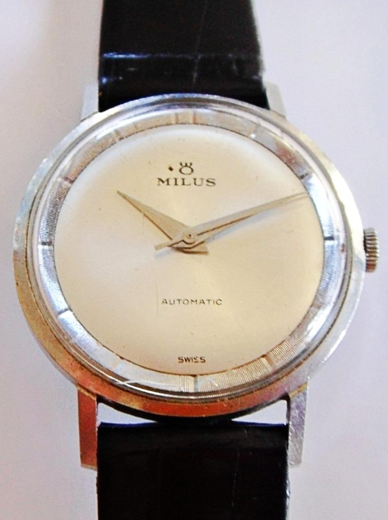 Montre MILUS Automatic vintage moderne, de 1960-69, Collections, Collections Autre, Comme neuf, Enlèvement ou Envoi
