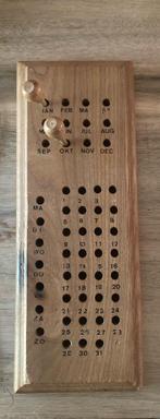 Houten kalender, Ophalen, Gebruikt