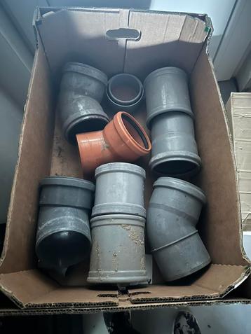 Bochten, koppelstukken beschikbaar voor biedingen