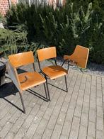 Vintage Unif-stoelen, Maison & Meubles, Chaises, Comme neuf, Brun, Stoel om notities te nemen ( links& rechts ), Enlèvement